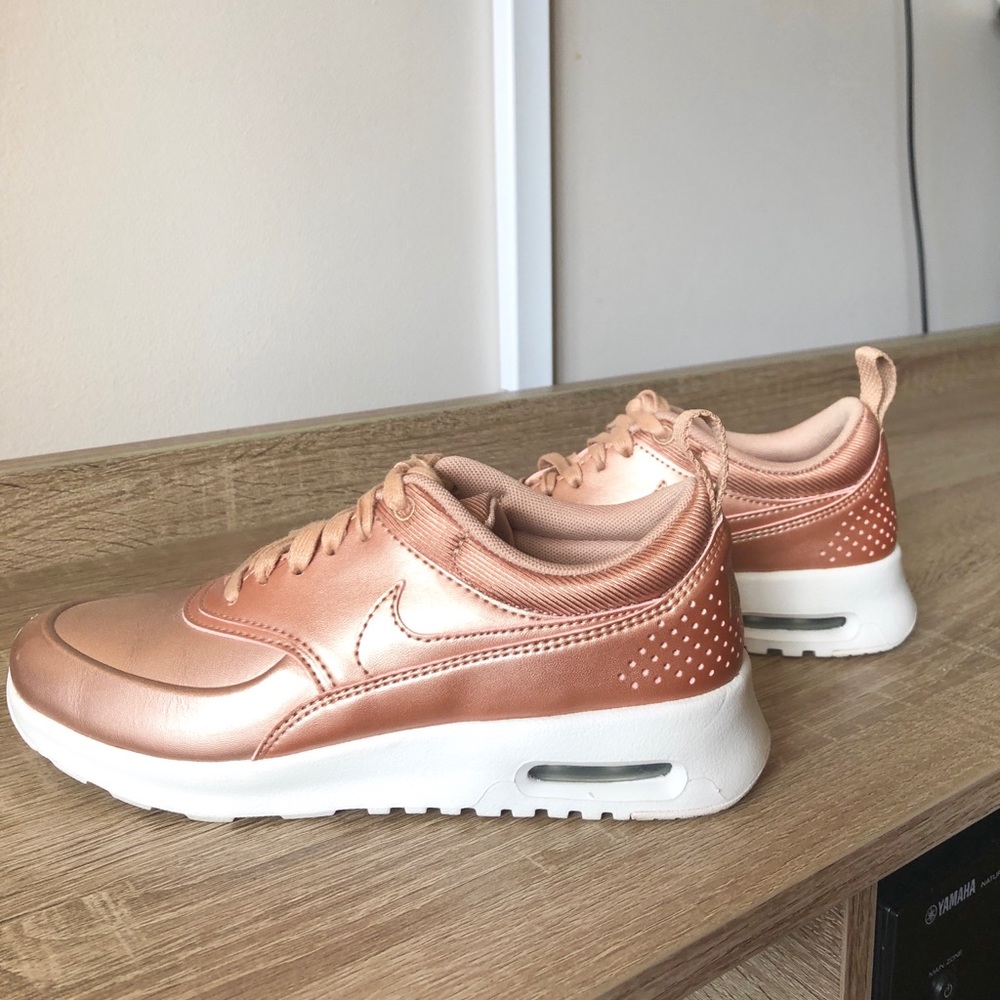 Nike Air Max Thea NEW rose gold